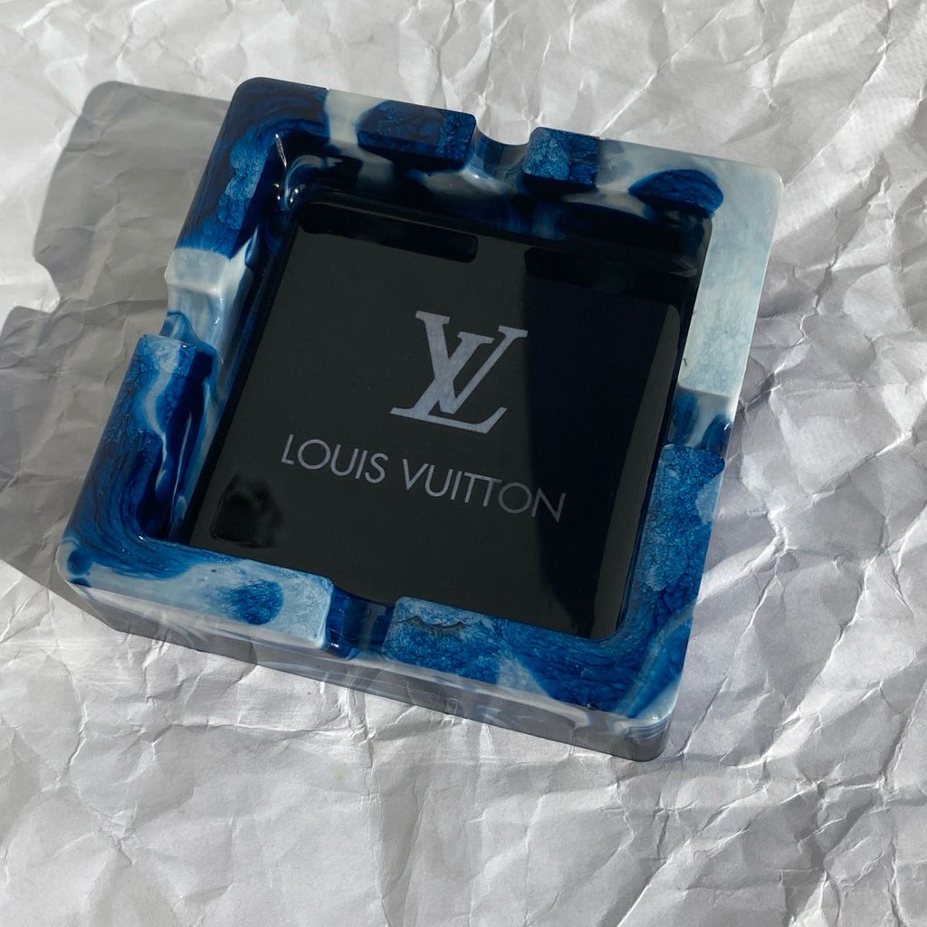 Aschenbecher (anpassbar)